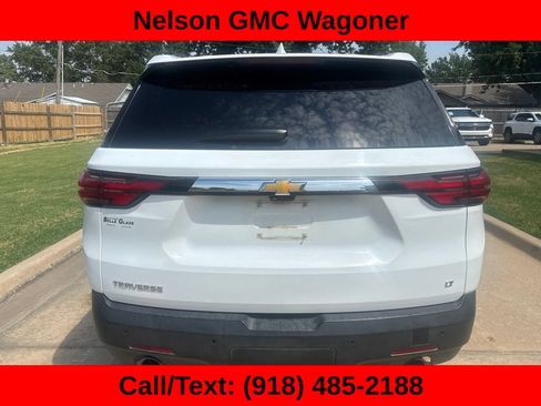 Used 2022 Chevrolet Traverse LT FWD image 6
