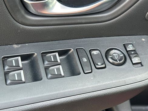 Certified 2024 Honda Pilot Elite image 12