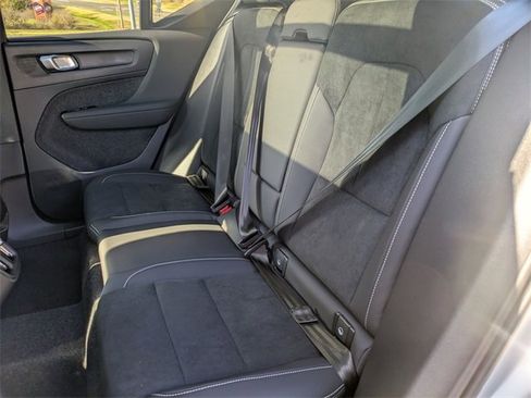 New 2026 Volvo XC40 B5 Ultra w/ Protection Package Premier image 11