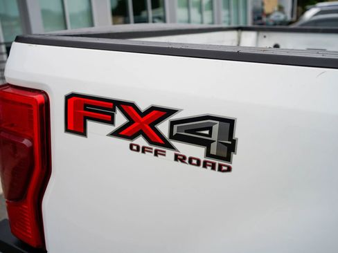 Used 2020 Ford F250 XLT w/ XLT Value Package AWD/4WD image 14