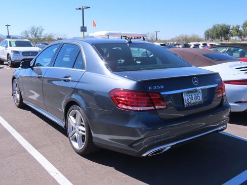 Used 2014 Mercedes-Benz E 350 4MATIC Sedan image 3