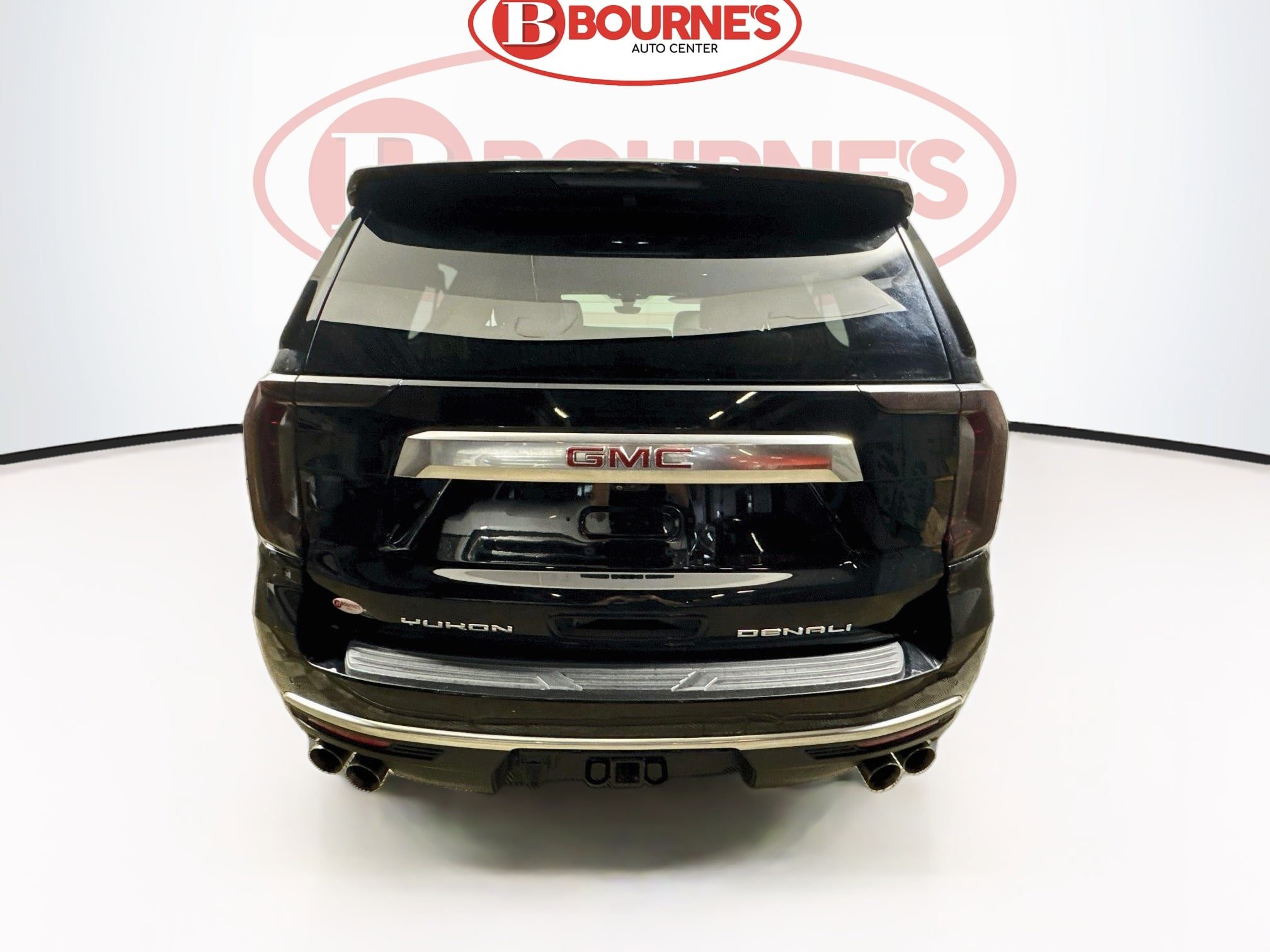Used 2022 GMC Yukon XL Denali w/ Denali Premium Package AWD/4WD image 11