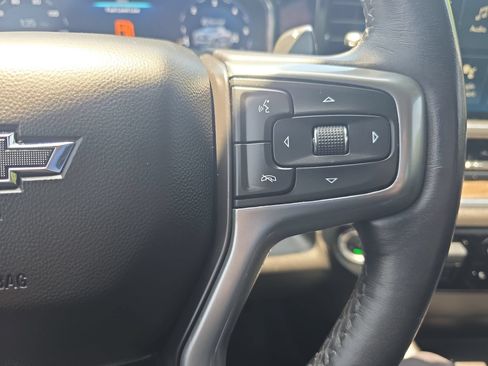 Used 2023 Chevrolet Silverado 1500 RST w/ Redline Edition AWD/4WD image 18