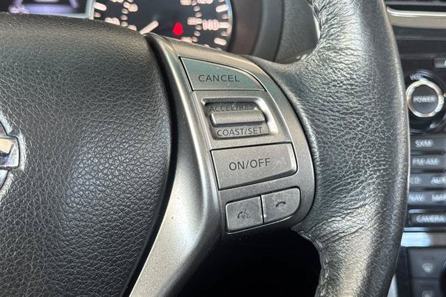 Used 2015 Nissan Altima 2.5 SL w/ Technology Package FWD image 26