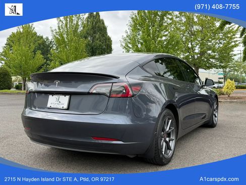 Used 2023 Tesla Model 3 Standard Range RWD image 8