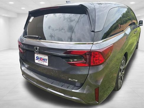 Used 2025 Honda Odyssey Elite image 4