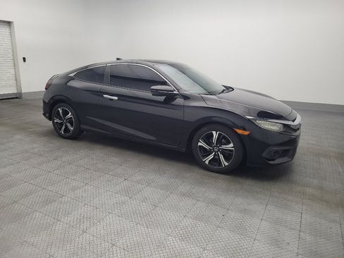 Used 2017 Honda Civic Touring image 11
