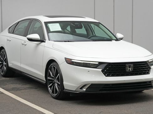 Used 2024 Honda Accord Touring image 54