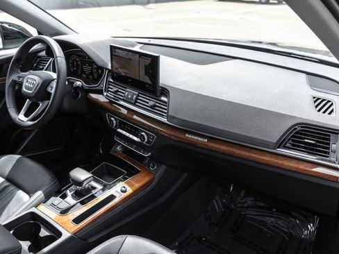 Certified 2023 Audi Q5 2.0T Premium Plus w/ Premium Plus Package AWD/4WD image 24