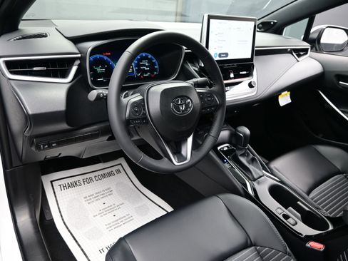 Used 2026 Toyota Corolla XSE FWD image 13