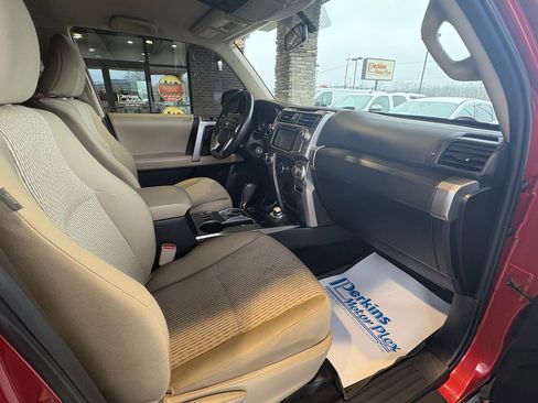 Used 2018 Toyota 4Runner SR5 image 27