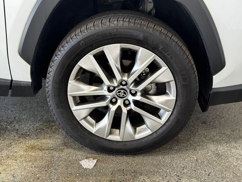 Used 2025 Toyota RAV4 XLE Premium w/ Weather Package AWD/4WD image 25