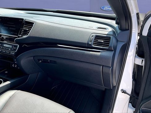 Used 2025 Honda Ridgeline Black Edition image 27