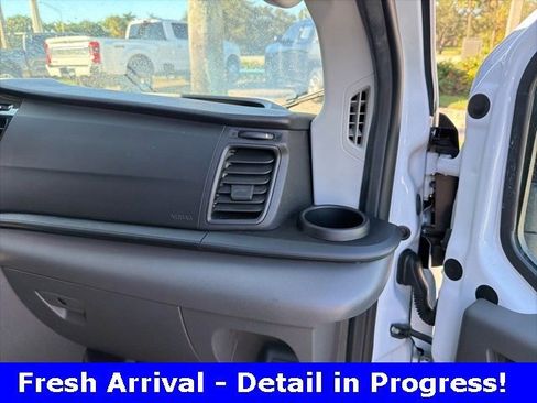 Used 2023 Ford Transit 350 XLT image 23
