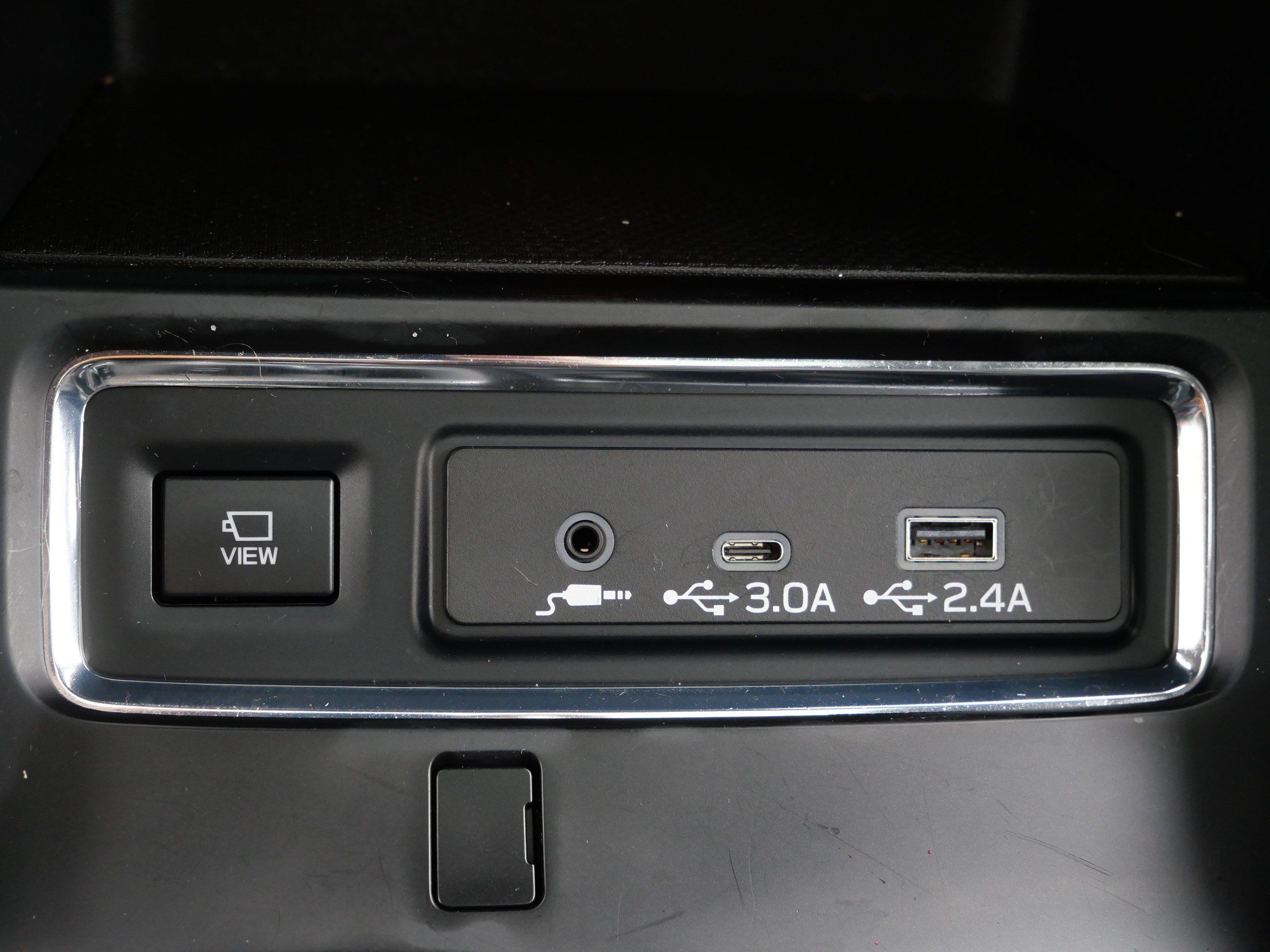 Used 2024 Subaru Ascent Onyx Edition Limited AWD/4WD image 32