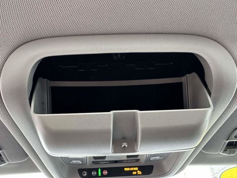 Certified 2023 Chevrolet Equinox LT FWD image 40