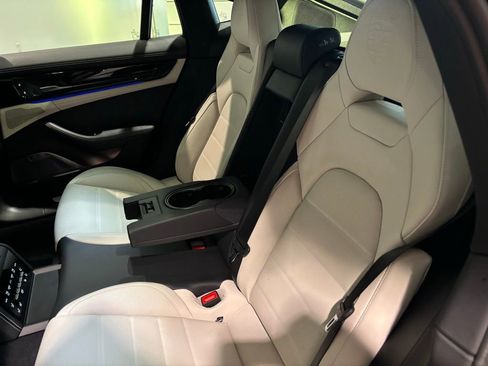 Certified 2026 Porsche Panamera 4 image 25