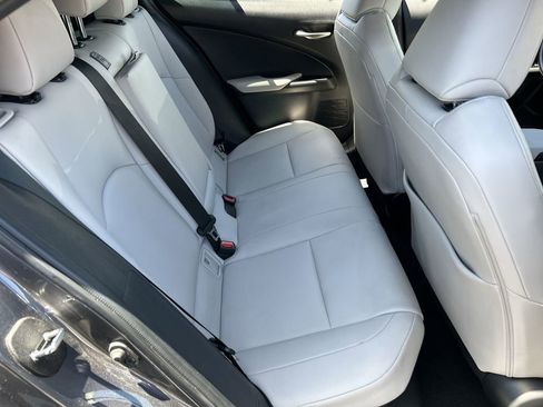 Used 2022 Lexus UX 250h w/ Accessory Package (Z1) AWD/4WD image 26