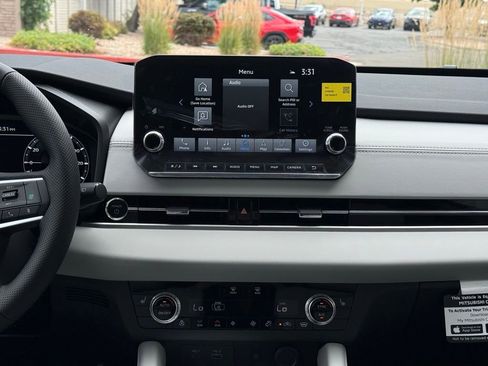 New 2025 Mitsubishi Outlander SEL image 15