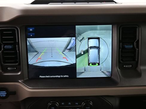 Used 2024 Ford Bronco Wildtrak AWD/4WD image 3