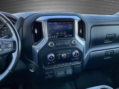 Used 2020 GMC Sierra 1500 SLE w/ SLE Value Package image 10