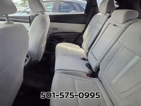 Used 2025 Hyundai Tucson SEL AWD/4WD image 9
