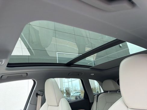 Certified 2025 Audi Q5 Prestige image 10