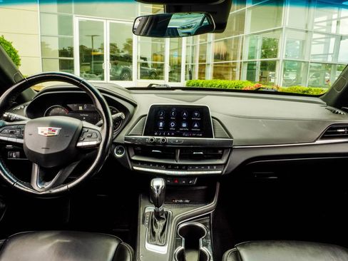 Used 2022 Cadillac CT4 Luxury w/ LPO, Exterior Accent Package RWD image 5