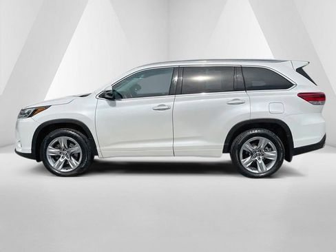 Used 2019 Toyota Highlander Limited AWD/4WD image 4