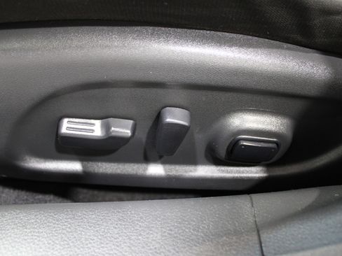 Used 2017 Nissan Altima 2.5 SV image 4