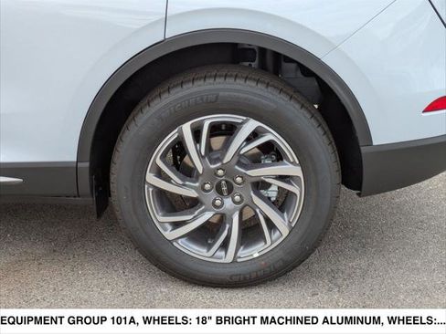 New 2025 Lincoln Corsair FWD w/ Equipment Group 101A image 6