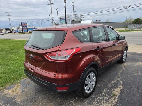 Used 2015 Ford Escape S FWD image 4