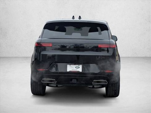 New 2026 Land Rover Range Rover Sport Dynamic SE image 7