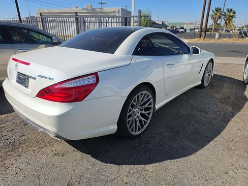 Used 2014 Mercedes-Benz SL 550 image 4