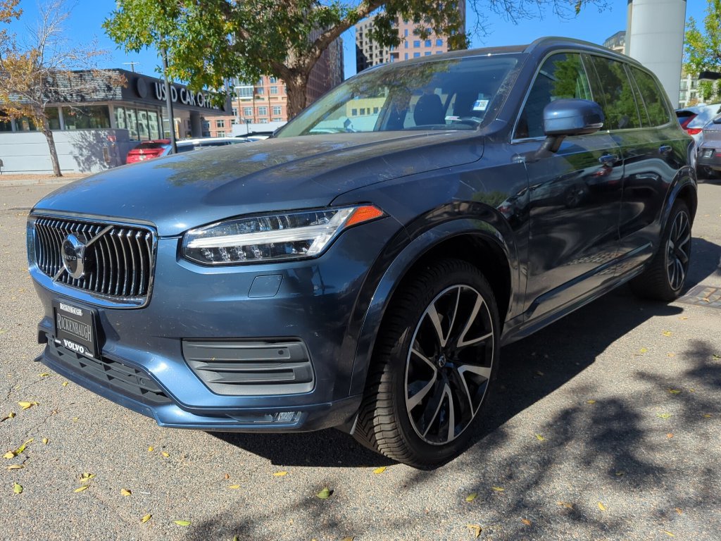 Used 2022 Volvo XC90 T6 Momentum w/ Advanced Package AWD/4WD image 3
