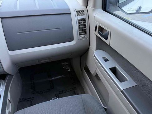Used 2009 Ford Escape 4WD Hybrid image 31
