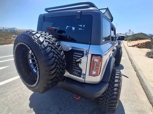 Used 2024 Ford Bronco Badlands AWD/4WD image 6