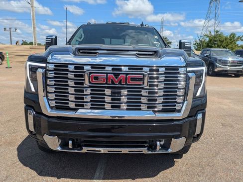 New 2025 GMC Sierra 2500 Denali w/ Denali Reserve Package image 9