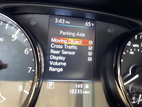 Used 2022 Nissan Rogue Sport SV w/ Technology Package image 16