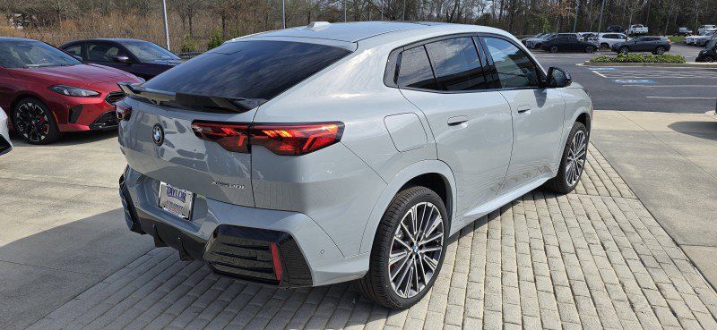 New 2026 BMW X2 xDrive28i w/ Technology Package AWD/4WD image 5