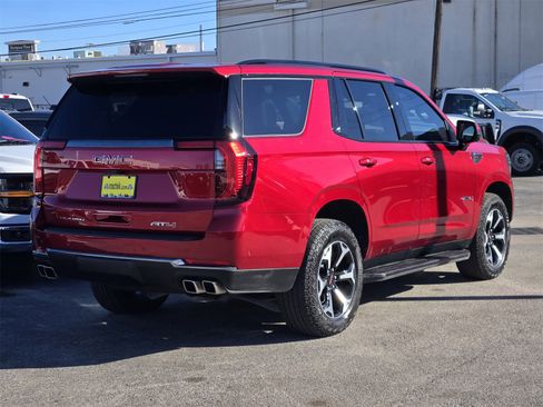 Used 2025 GMC Yukon AT4 image 5