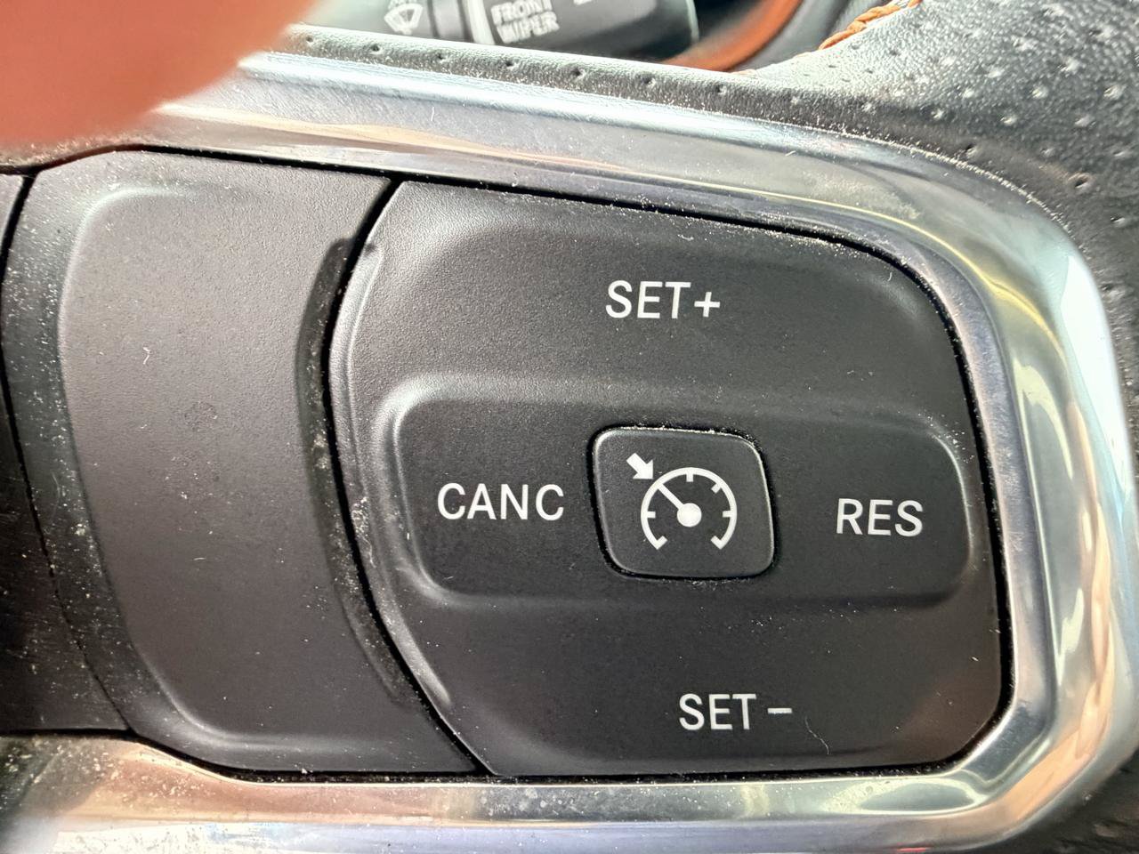 Used 2023 Jeep Gladiator Mojave w/ Cold Weather Group AWD/4WD image 21