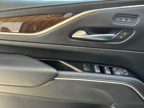 Certified 2023 Cadillac Escalade ESV Sport Platinum w/ LPO, ONYX Package AWD/4WD image 11