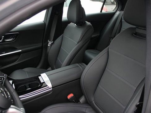 New 2025 Mercedes-Benz C 300 4MATIC Sedan image 26