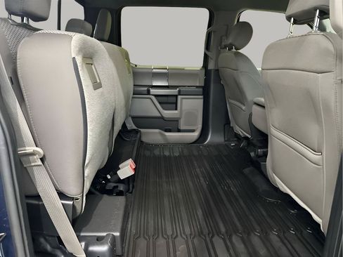 Used 2018 Ford F150 XLT w/ Equipment Group 302A Luxury AWD/4WD image 21