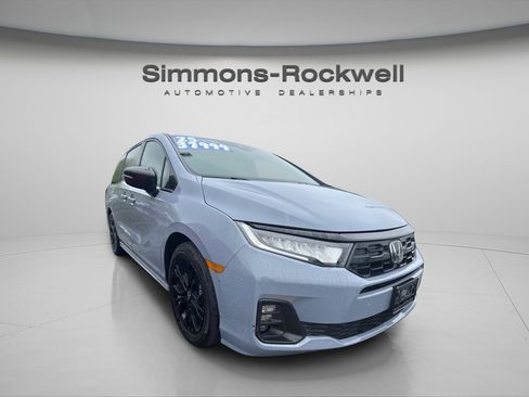 Used 2025 Honda Odyssey Sport-L image 7