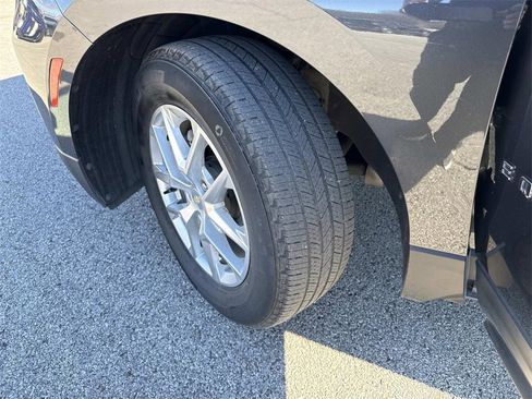 Used 2022 Chevrolet Equinox LT image 33