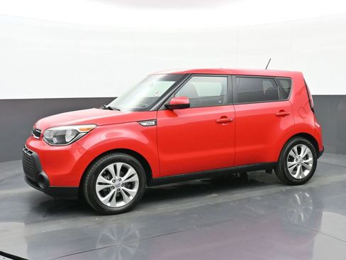 Used 2015 Kia Soul + image 9
