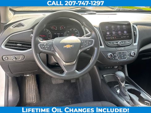 Used 2024 Chevrolet Malibu LT FWD image 15