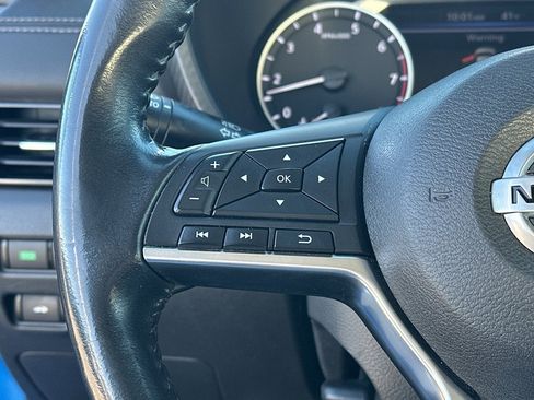 Used 2022 Nissan Sentra SV image 14